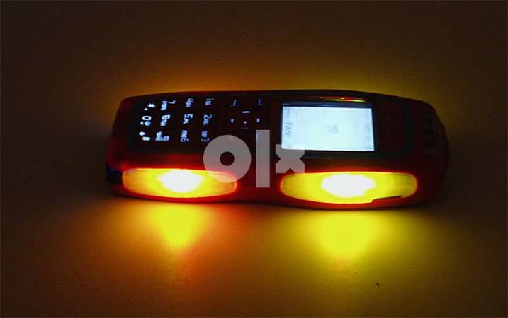 nokia 3220 disco lights Mobile Phones - 104399955