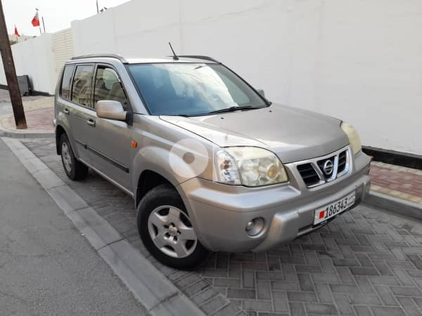 olx nissan x trail 2005